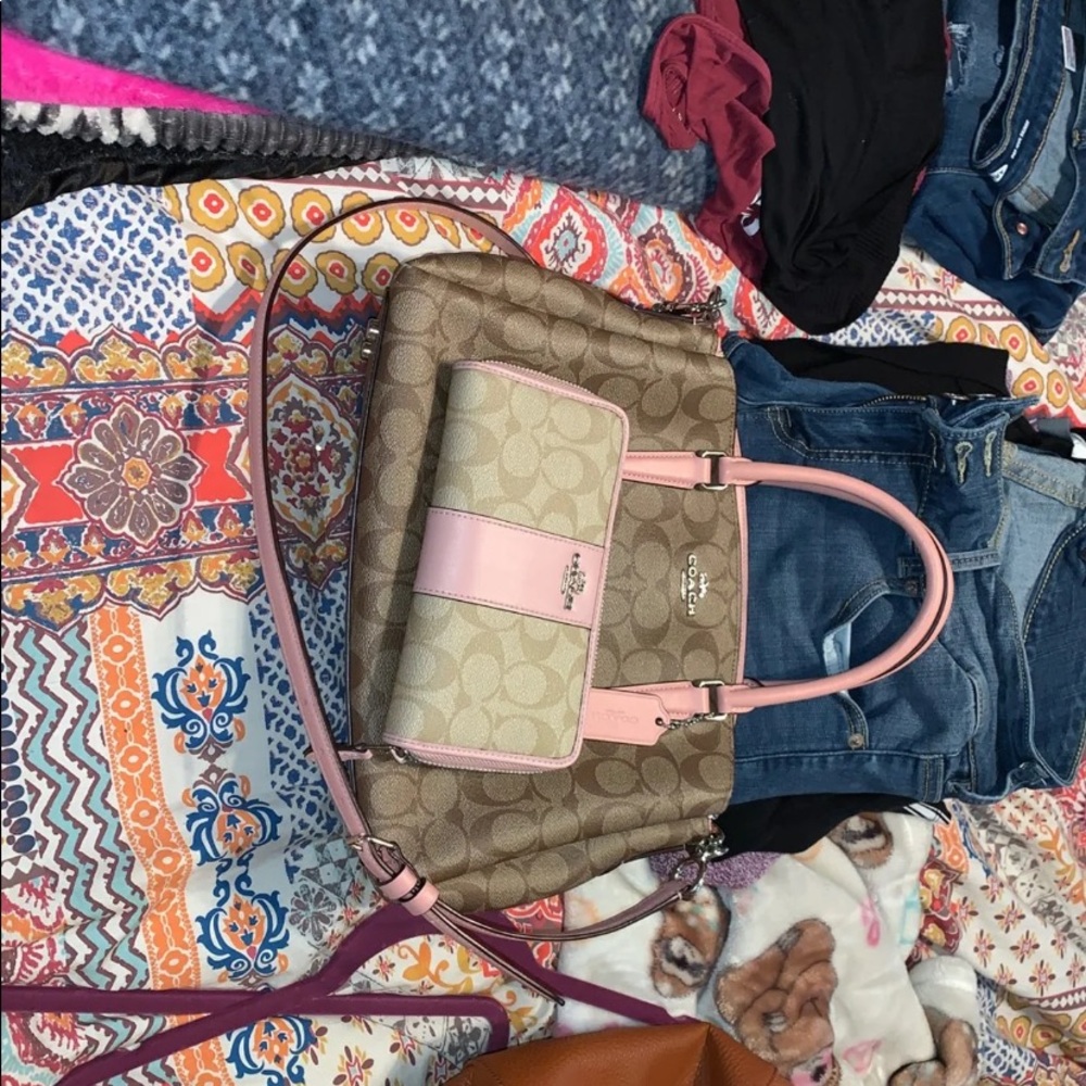Coach purse and wallet set